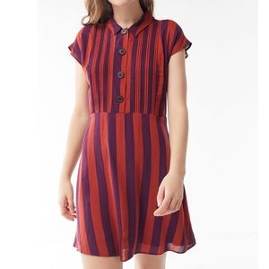 UO Nancy Short Sleeve Shirt Dress